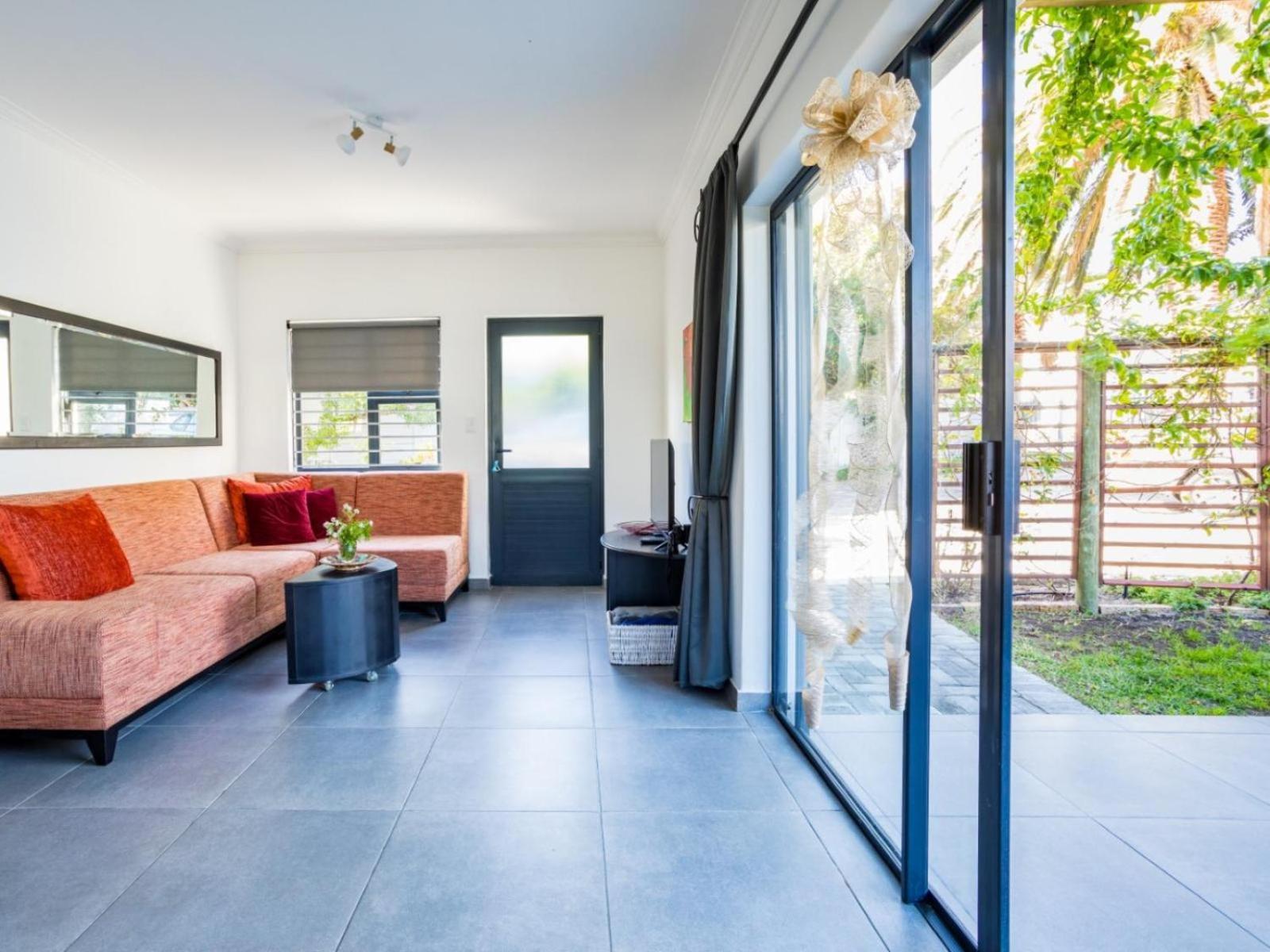 Two Palm House - Vermont Hermanus Bilik gambar
