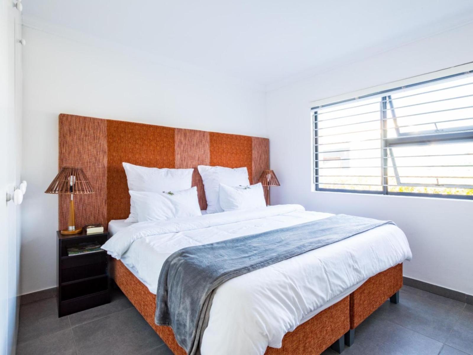 Two Palm House - Vermont Hermanus Bilik gambar